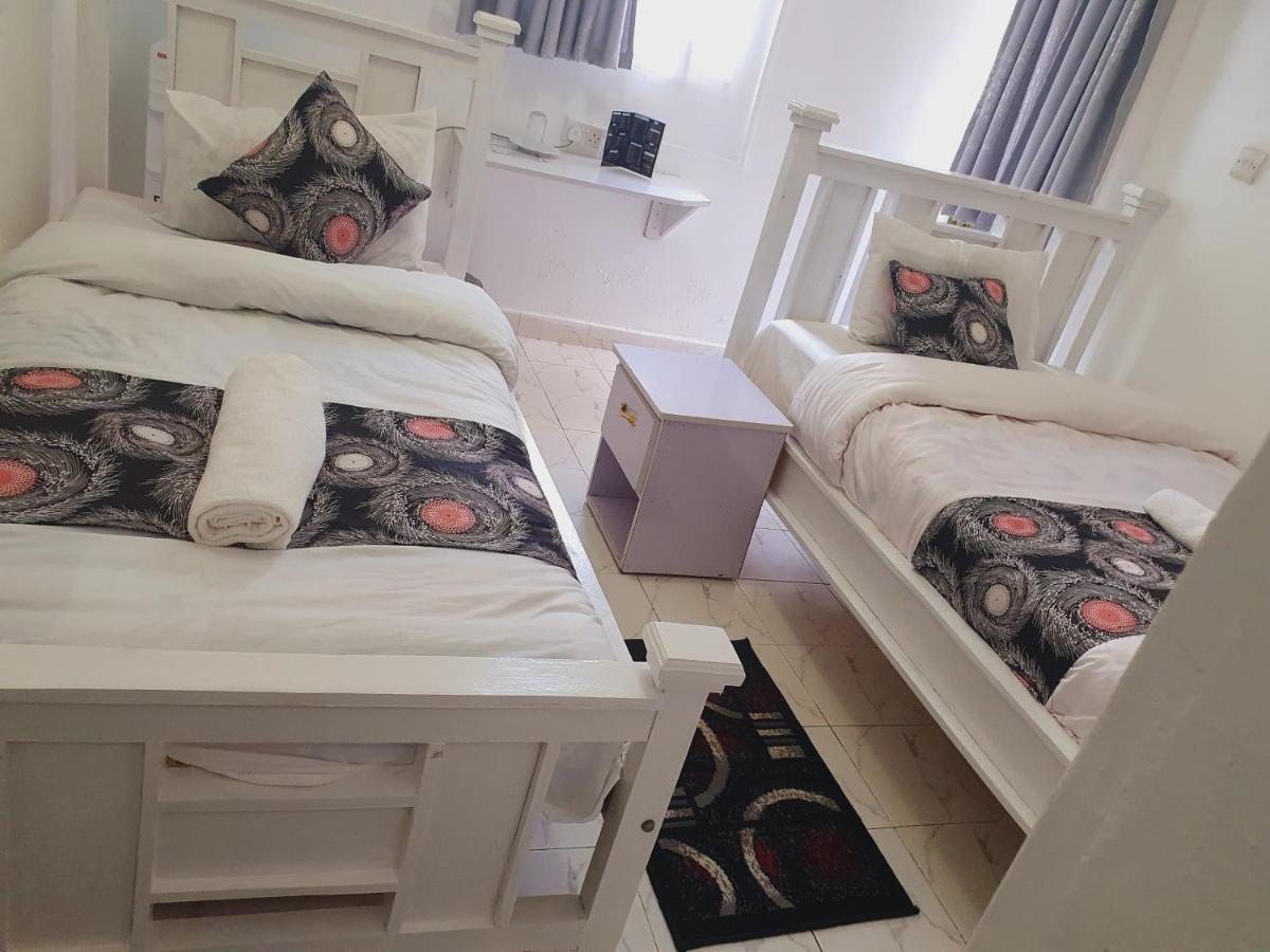 Homebase Gardens Накуру Екстер'єр фото